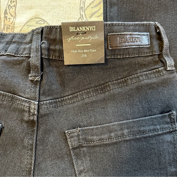 NWT Free People Blank NYC Collab - Hoyt High Rise Mini Flare size 25 - Picture 5 of 7
